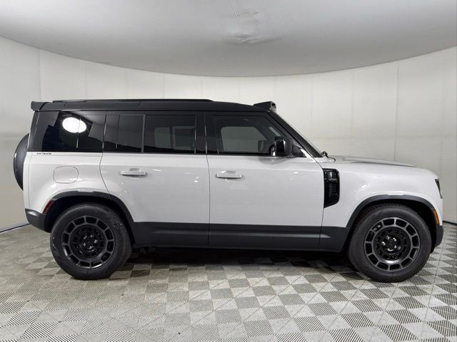 2026 Land Rover Defender S - Photo 15
