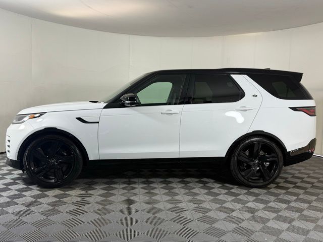 2025 Land Rover Discovery SE photo 3