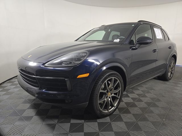 2019 Porsche Cayenne E-Hybrid's photo