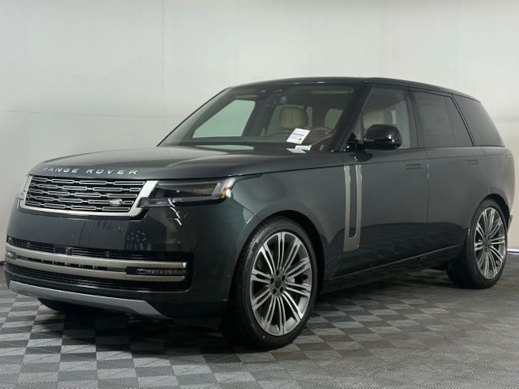 New 2026 Land Rover Range Rover SE SUV