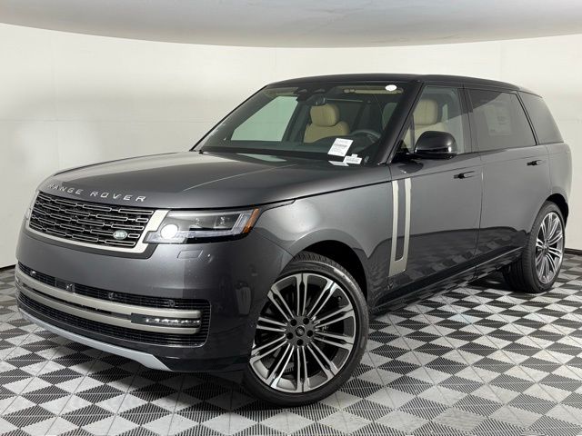 2025 Land Rover Range Rover SE's photo