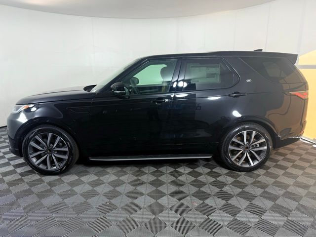 2025 Land Rover Discovery SE photo 3