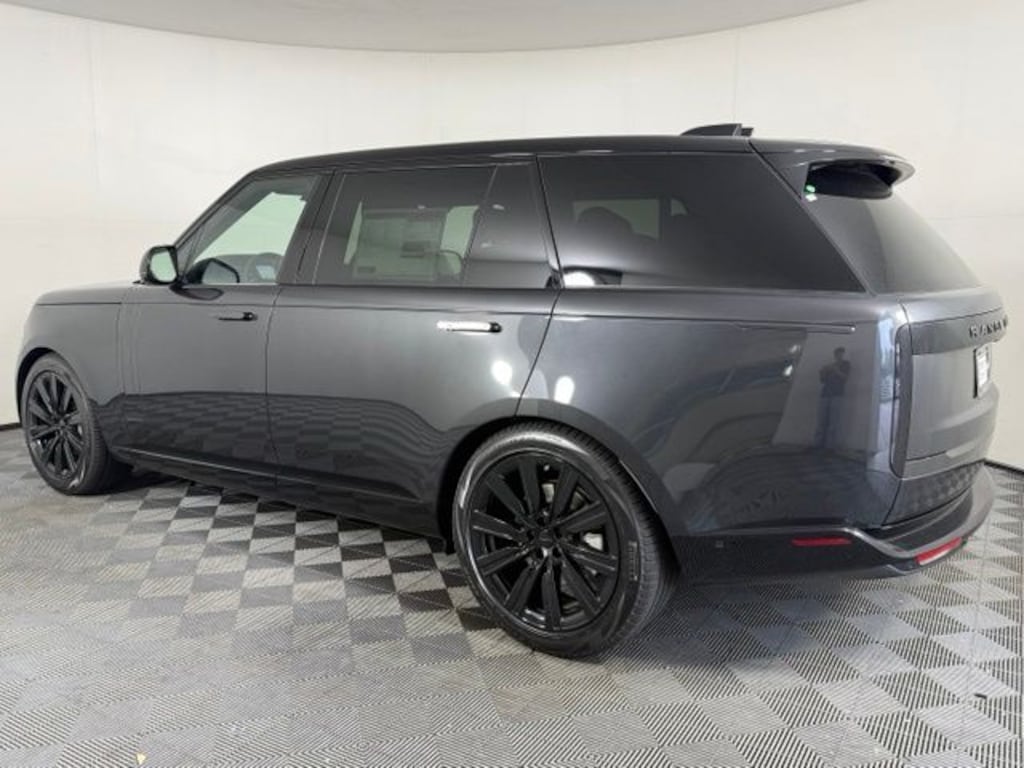 New 2026 Land Rover Range Rover SE 7 Seats SUV