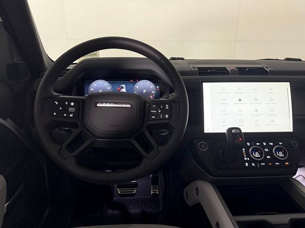 2026 Land Rover Defender V8 - Photo 32