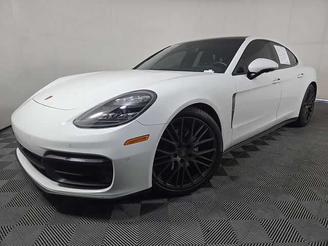 2022 Porsche Panamera 4 Platinum Edition's photo