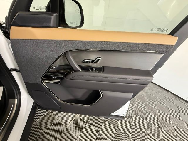 2026 Land Rover Range Rover Sport 41