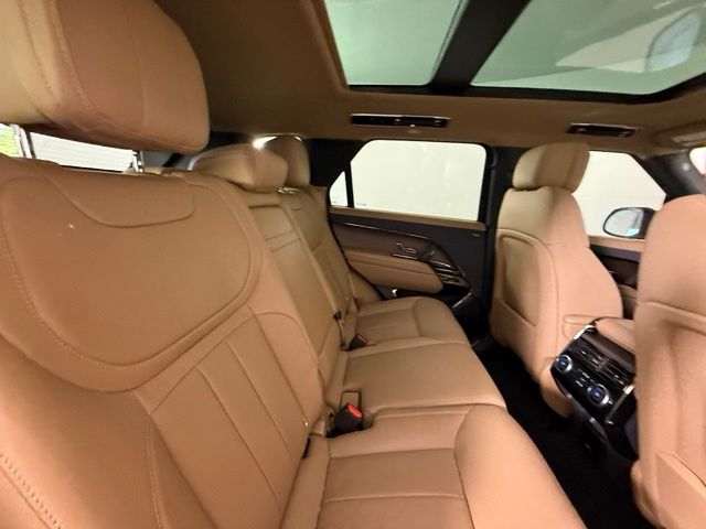 2023 Land Rover Range Rover Sport 38
