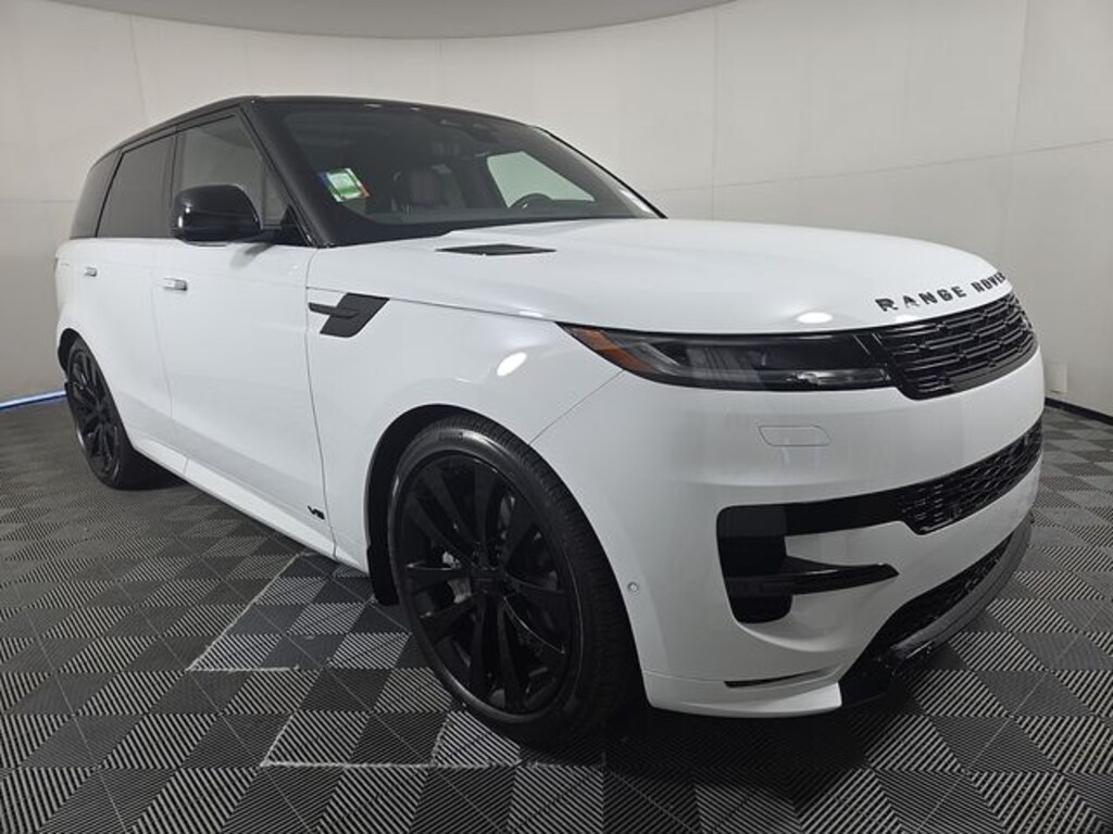 New 2026 Land Rover Range Rover Sport Dynamic SE SUV