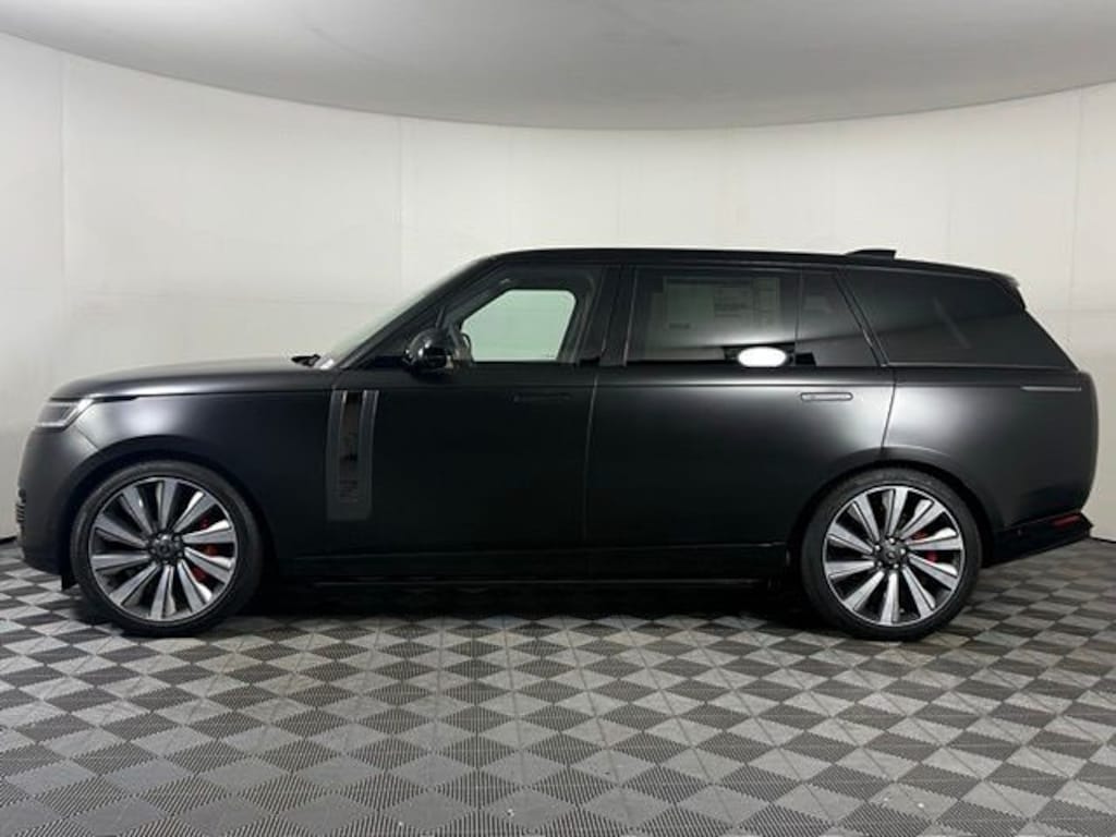 New 2025 Land Rover Range Rover SV Signature Suite SUV
