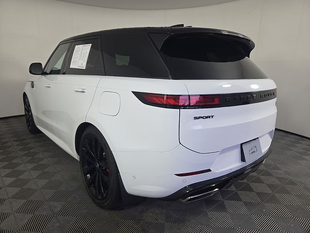 2025 Land Rover Range Rover Sport 7