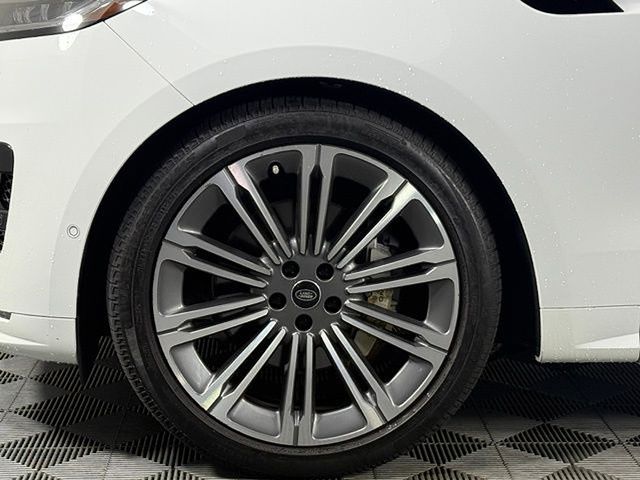 2025 Land Rover Range Rover Sport 14