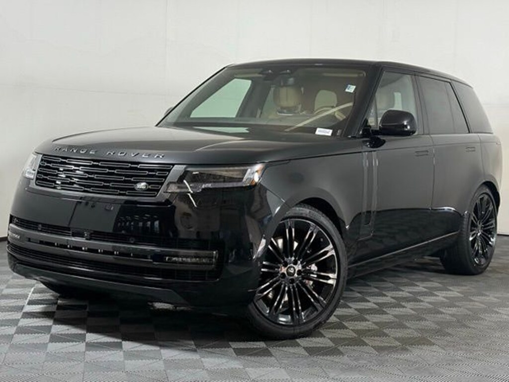 New 2026 Land Rover Range Rover SE SUV