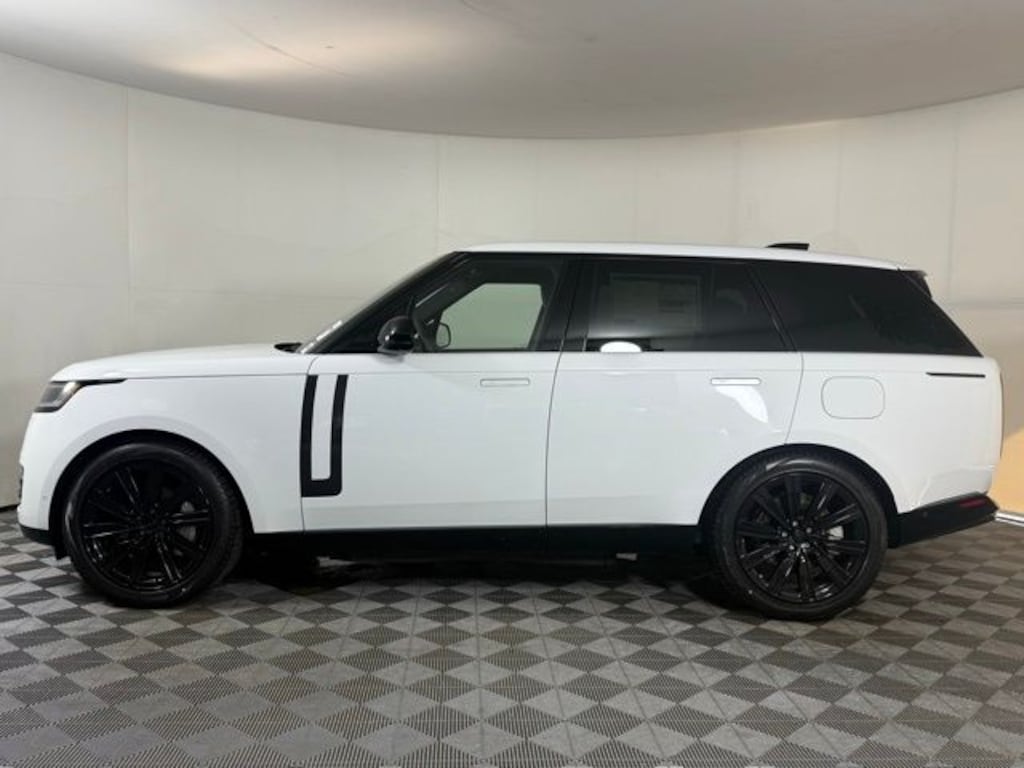 New 2026 Land Rover Range Rover SE Phev SUV