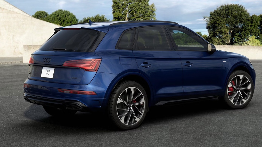 Rear view of Audi Q5, parked in front of a building
