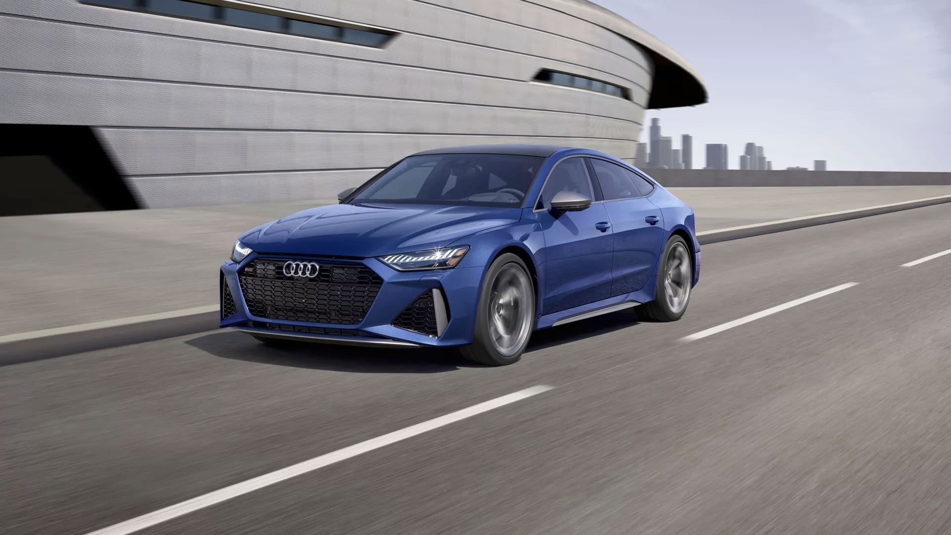 The Audi RS 7 2025 demonstrates its performance on the road.