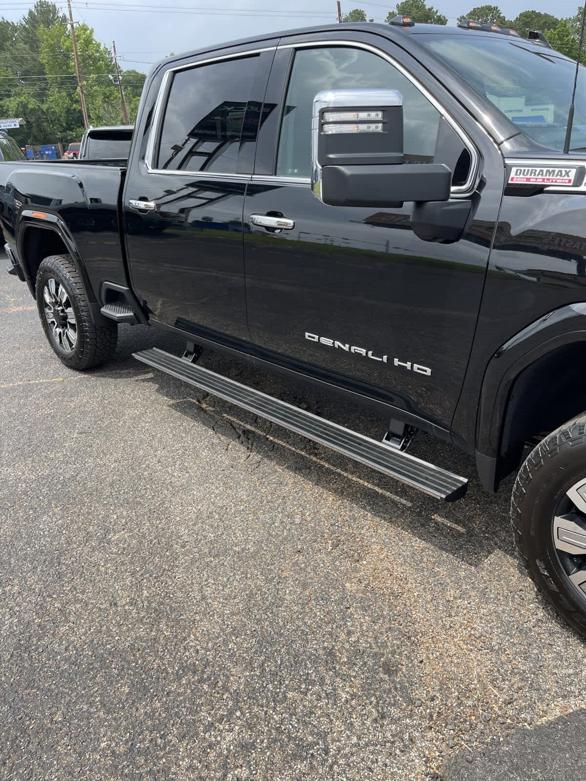 2024 Gmc Sierra 2500 HD Denali photo 3