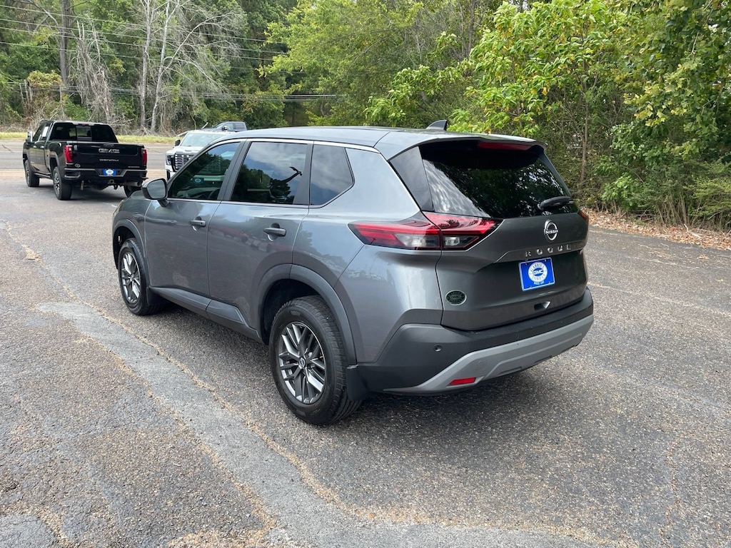 Used 2023 Nissan Rogue S SUV