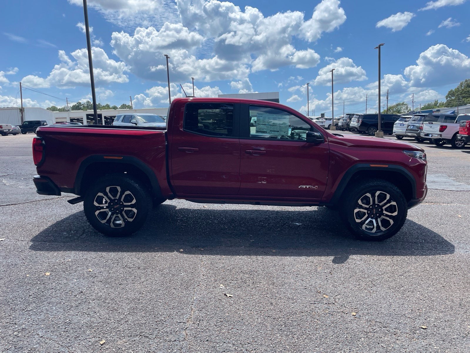 2026 GMC Canyon AT4 - Photo 8