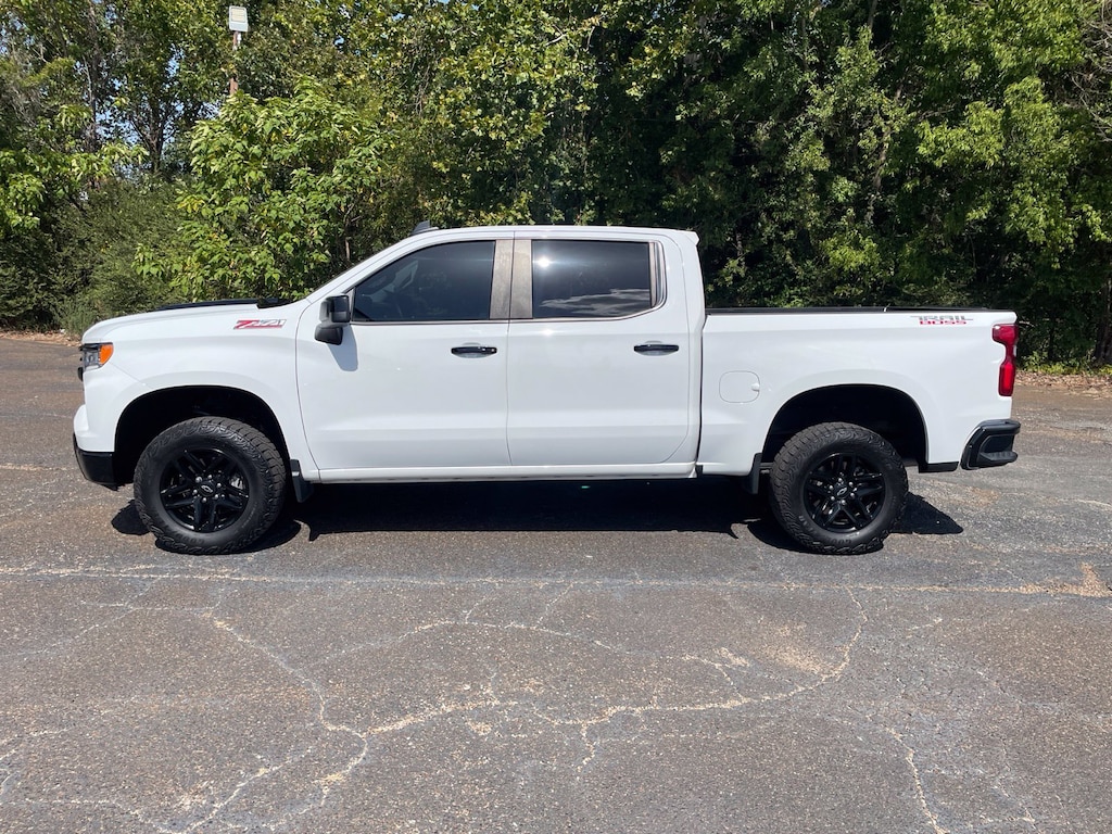 Used 2024 Chevrolet Silverado 1500 LT Trail Boss Truck Crew Cab