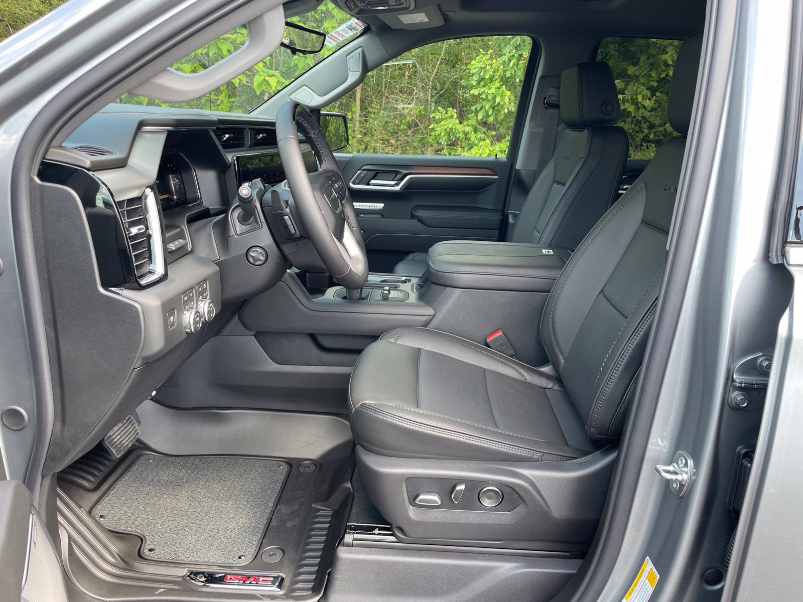 2026 GMC Sierra 1500 Denali - Photo 14