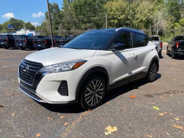 2021 Nissan Kicks SV photo 2