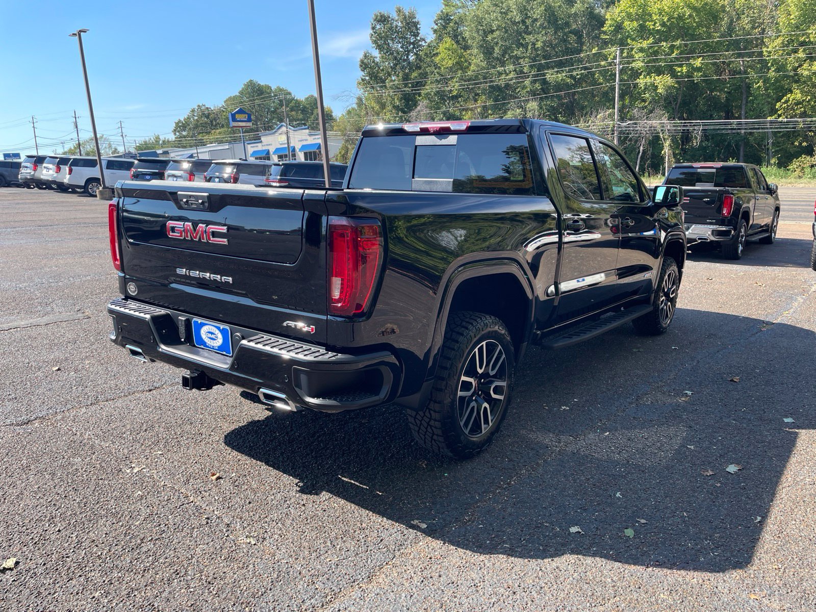 2026 GMC Sierra 1500 AT4 - Photo 6