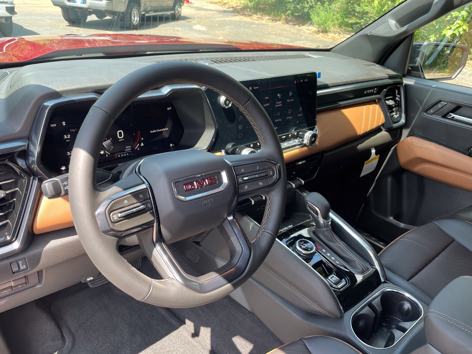 2026 GMC Canyon AT4 - Photo 28