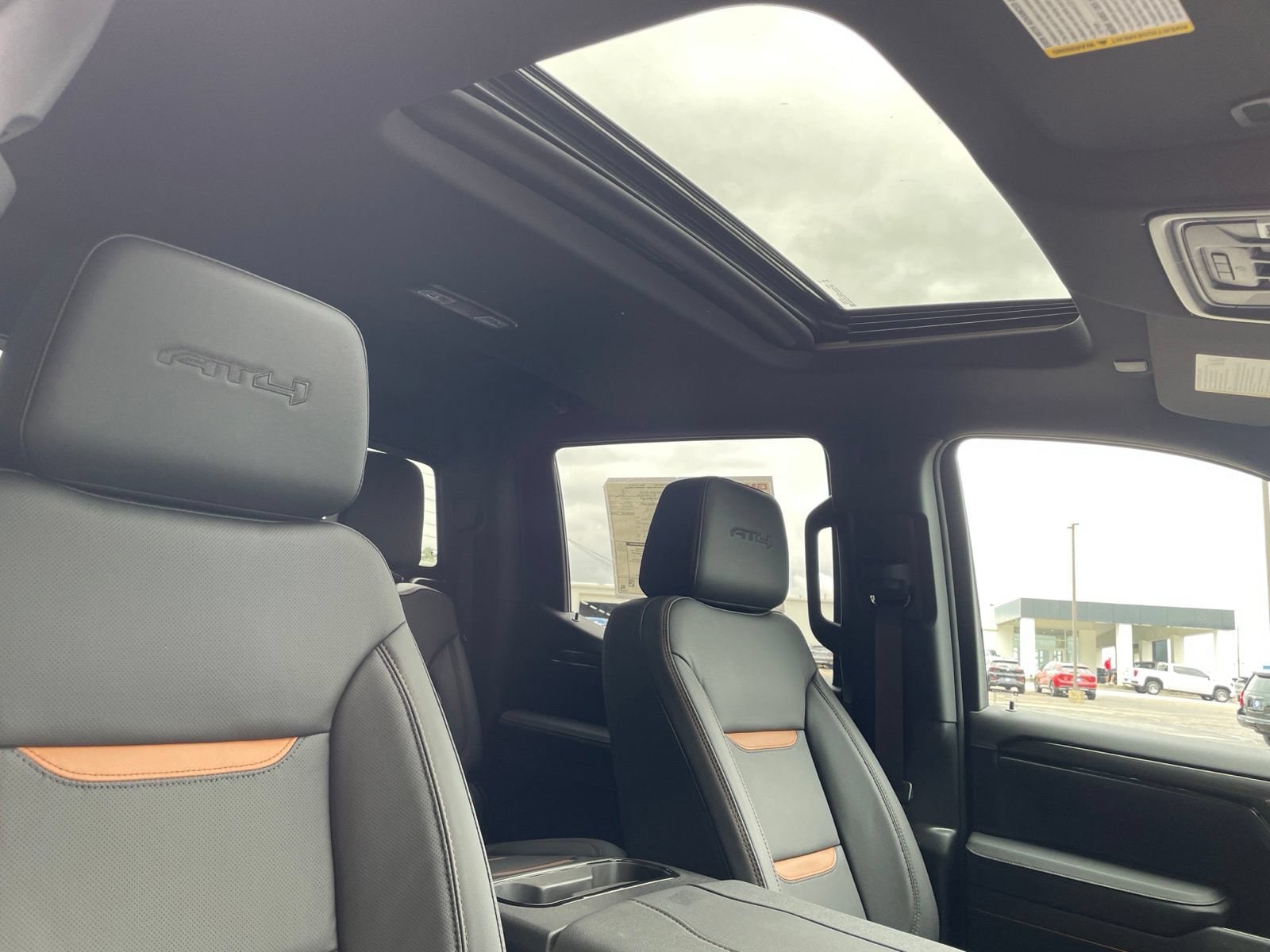 2026 GMC Sierra 1500 AT4 - Photo 37