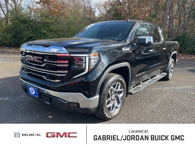 2023 GMC Sierra 1500 SLT's photo