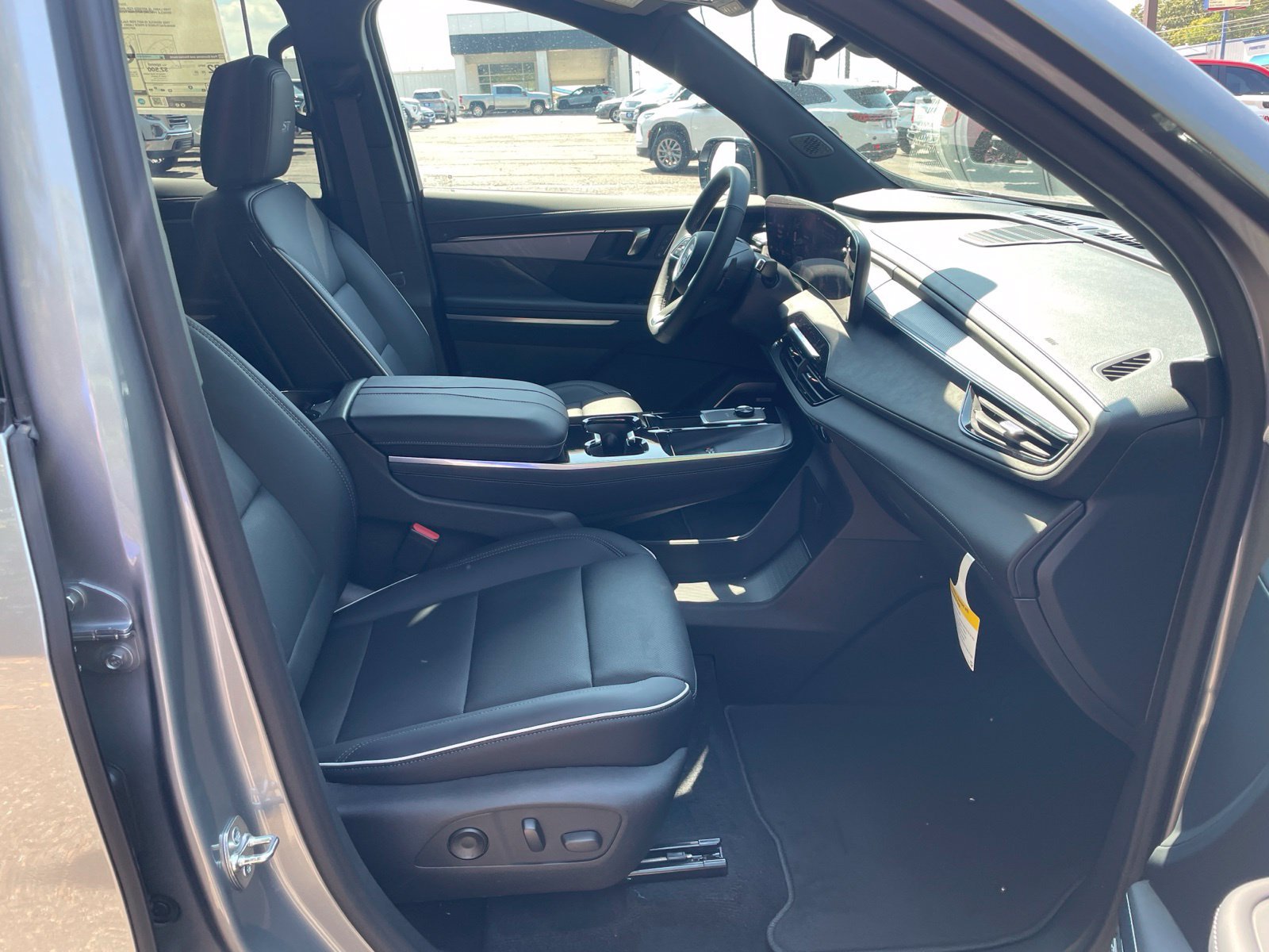 2027 Buick Enclave Sport Touring - Photo 38