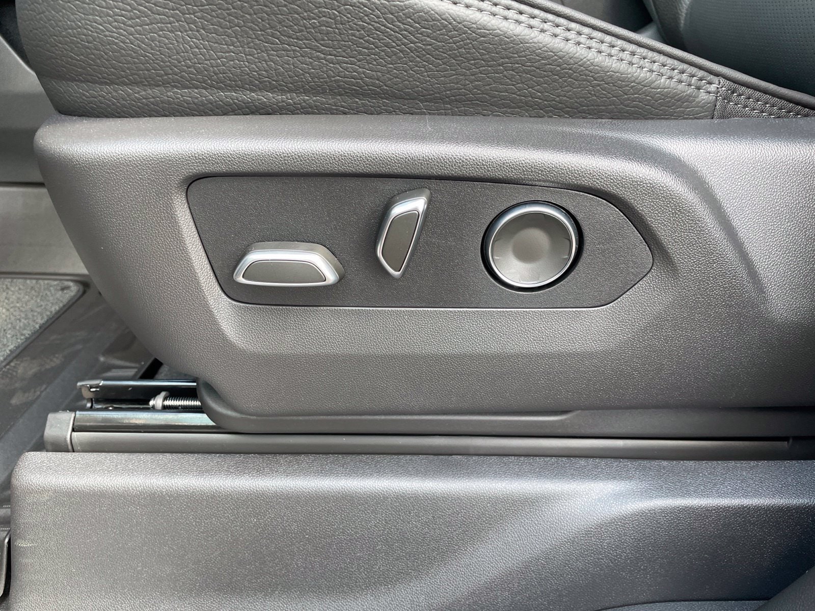 2026 GMC Sierra 1500 Denali - Photo 15