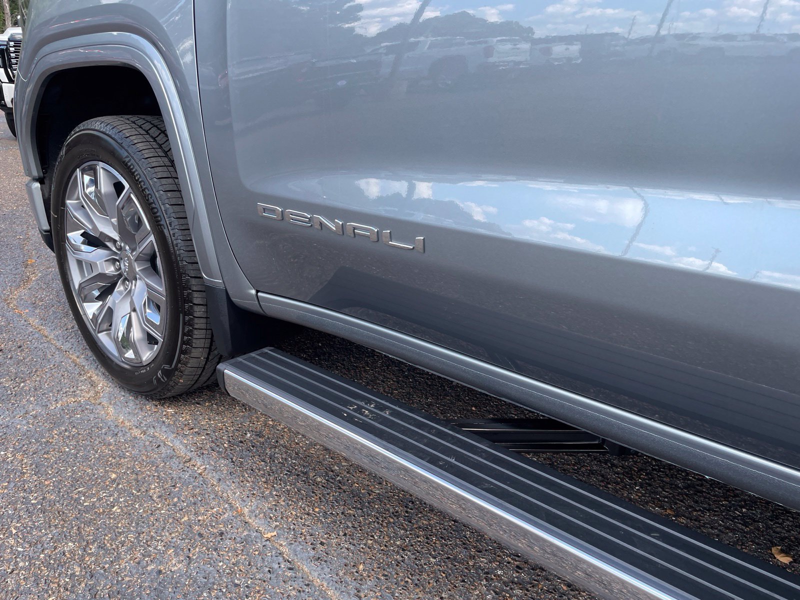 2026 GMC Sierra 1500 Denali - Photo 13