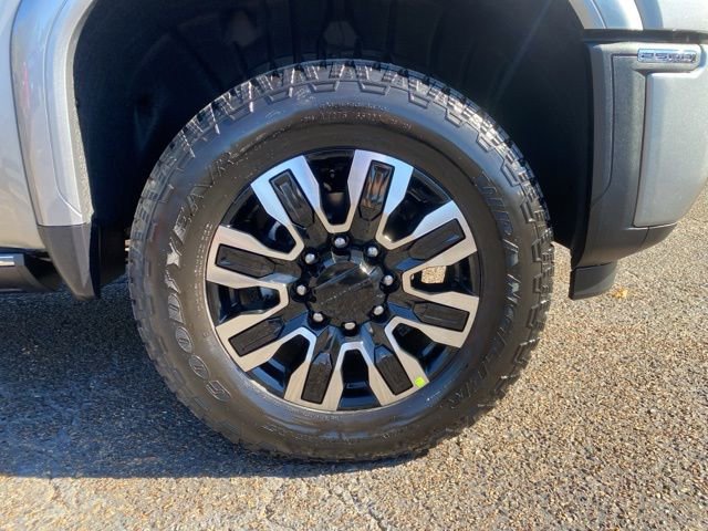 2026 GMC Sierra 2500HD Denali Ultimate - Photo 9