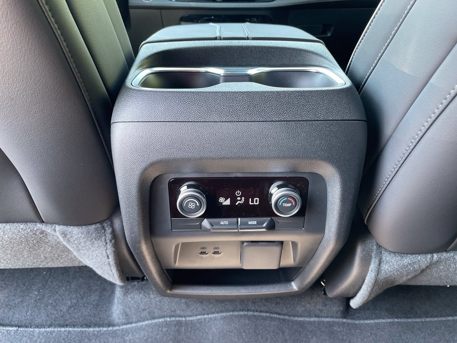 2027 Buick Enclave Sport Touring - Photo 34