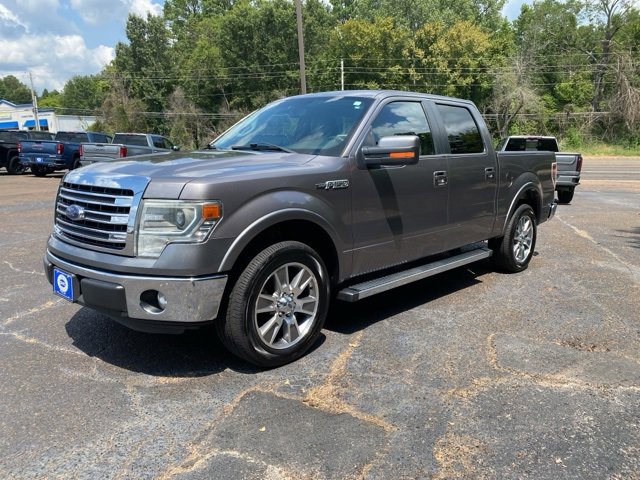 2014 Ford F-150 Lariat photo 2
