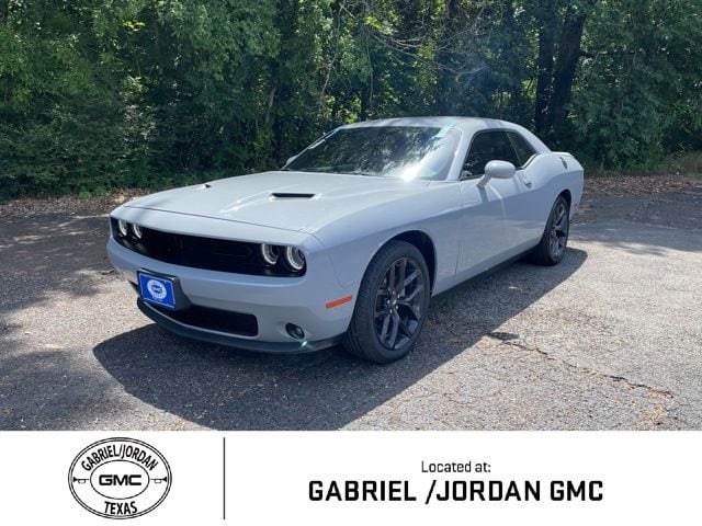 2021 Dodge Challenger SXT Auto's photo
