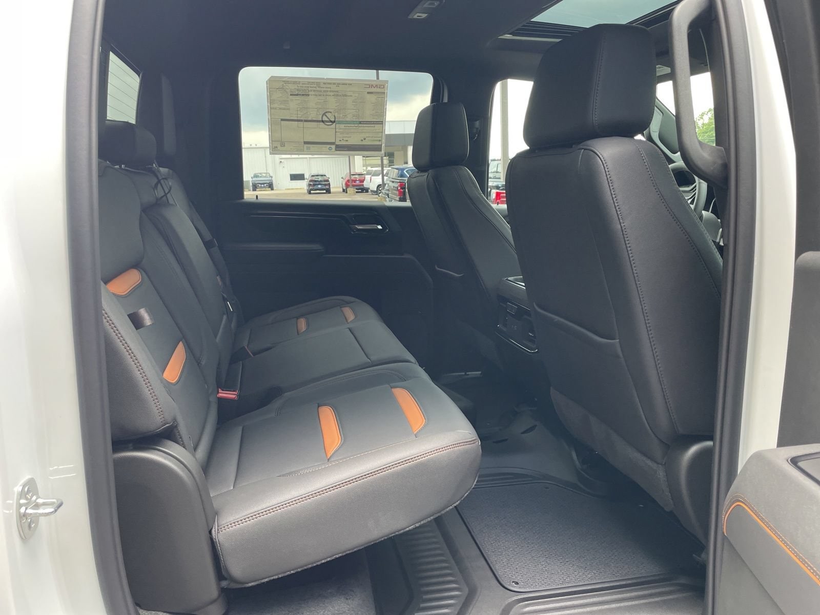 2026 GMC Sierra 2500HD AT4 - Photo 40