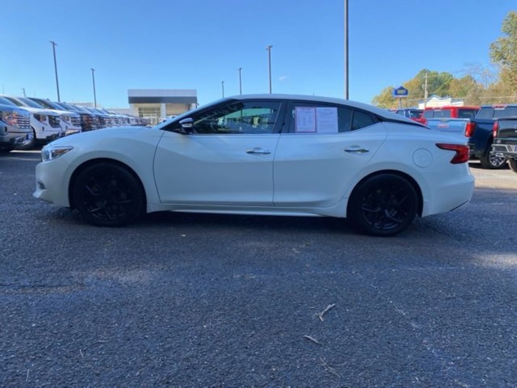 Used 2017 Nissan Maxima Platinum Sedan