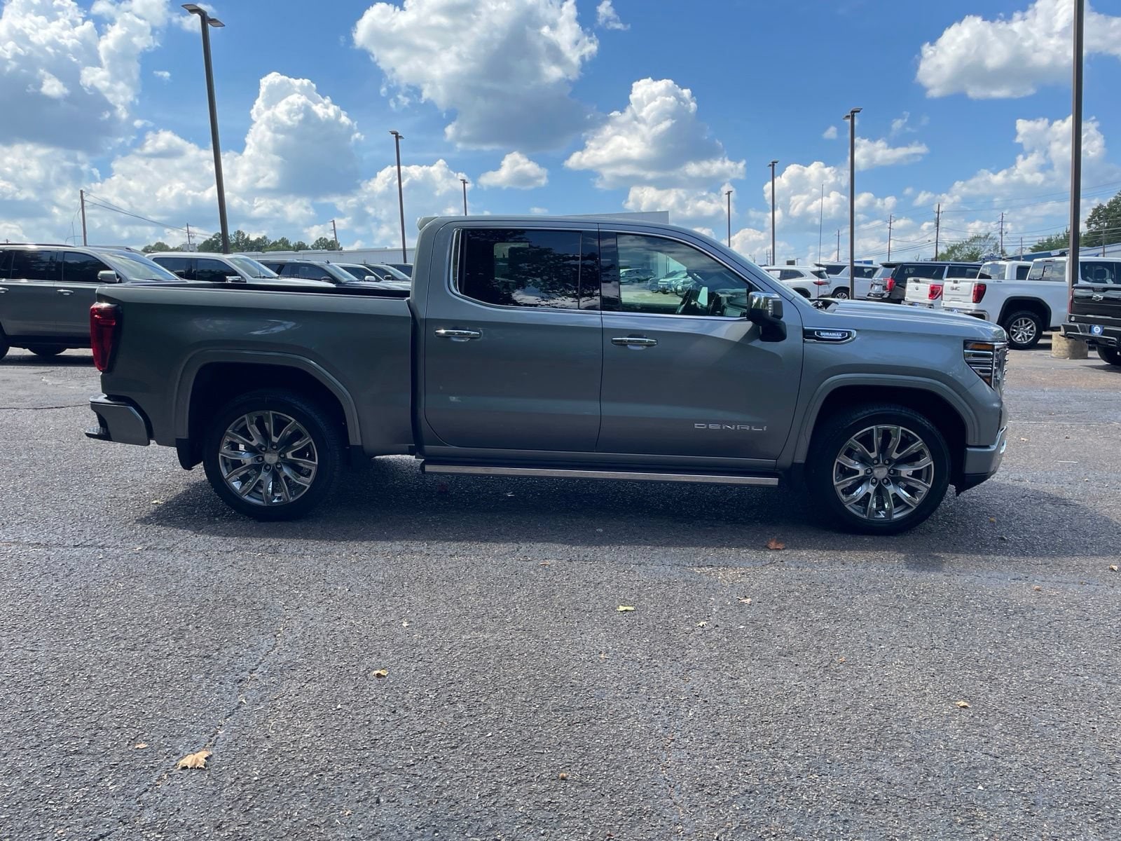 2026 GMC Sierra 1500 Denali - Photo 7
