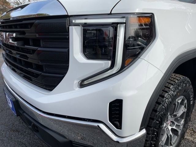 2026 GMC Sierra 1500 Pro - Photo 9