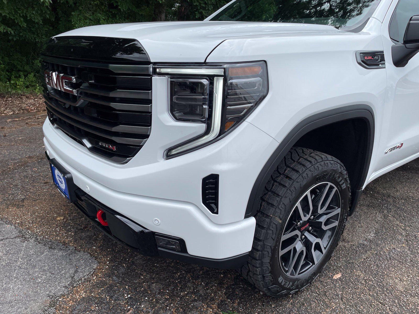 2026 GMC Sierra 1500 AT4 - Photo 11