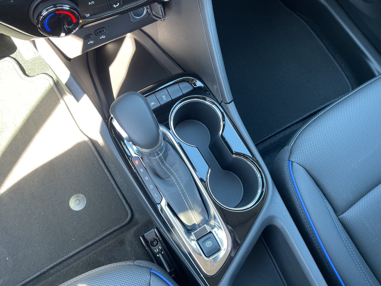 2026 Buick Encore GX Sport Touring - Photo 17