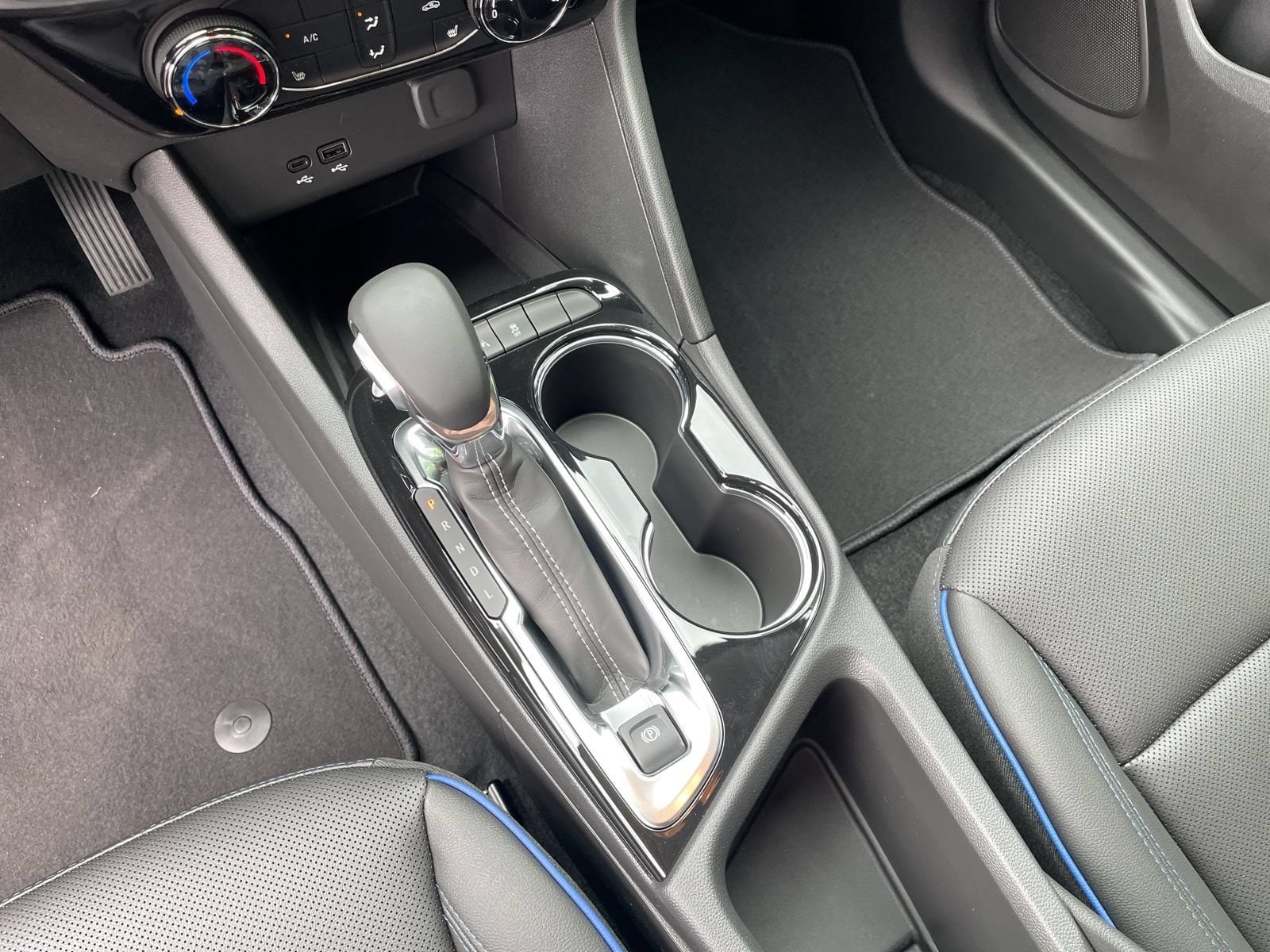 2026 Buick Encore GX Sport Touring - Photo 19