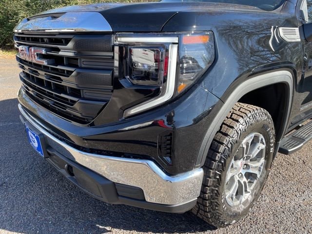 2026 GMC Sierra 1500 Pro - Photo 9