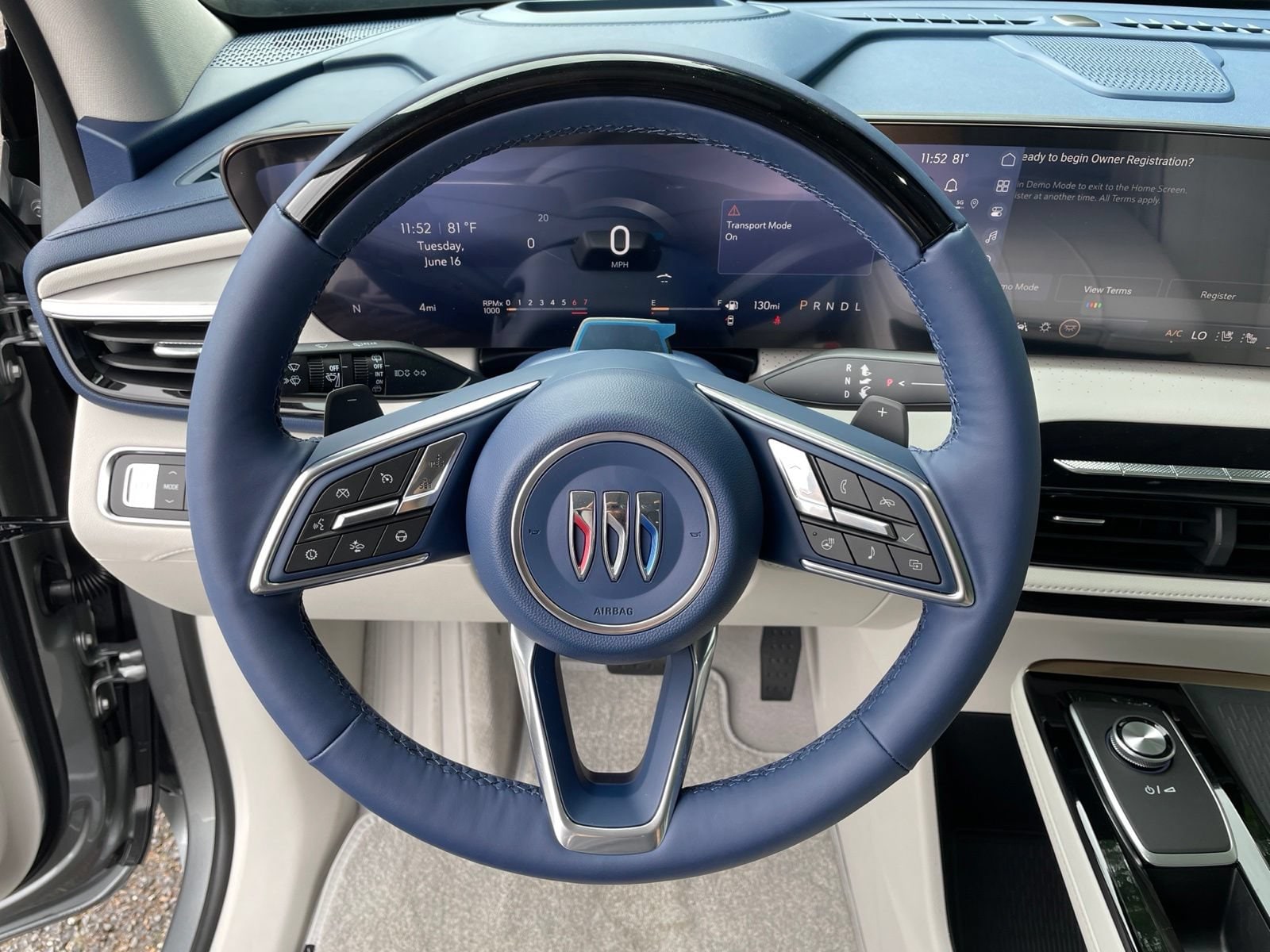 2026 Buick Enclave Avenir - Photo 18