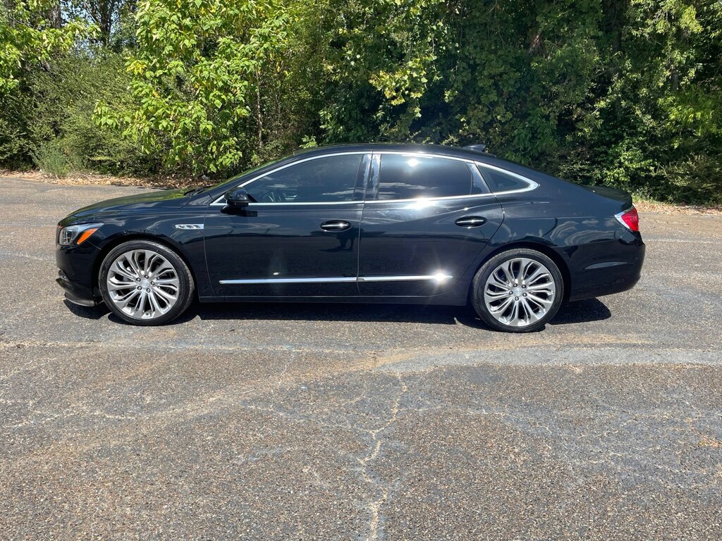 Used 2017 Buick Lacrosse Essence Sedan