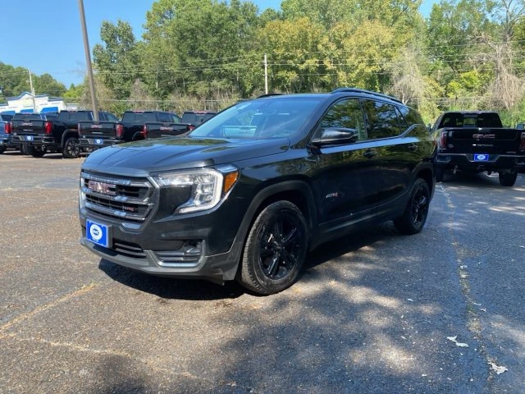 Used 2022 GMC Terrain AT4 SUV