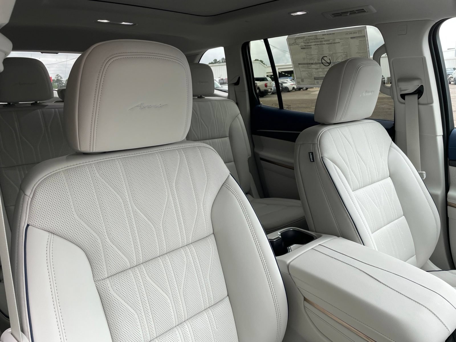 2026 Buick Enclave Avenir - Photo 38