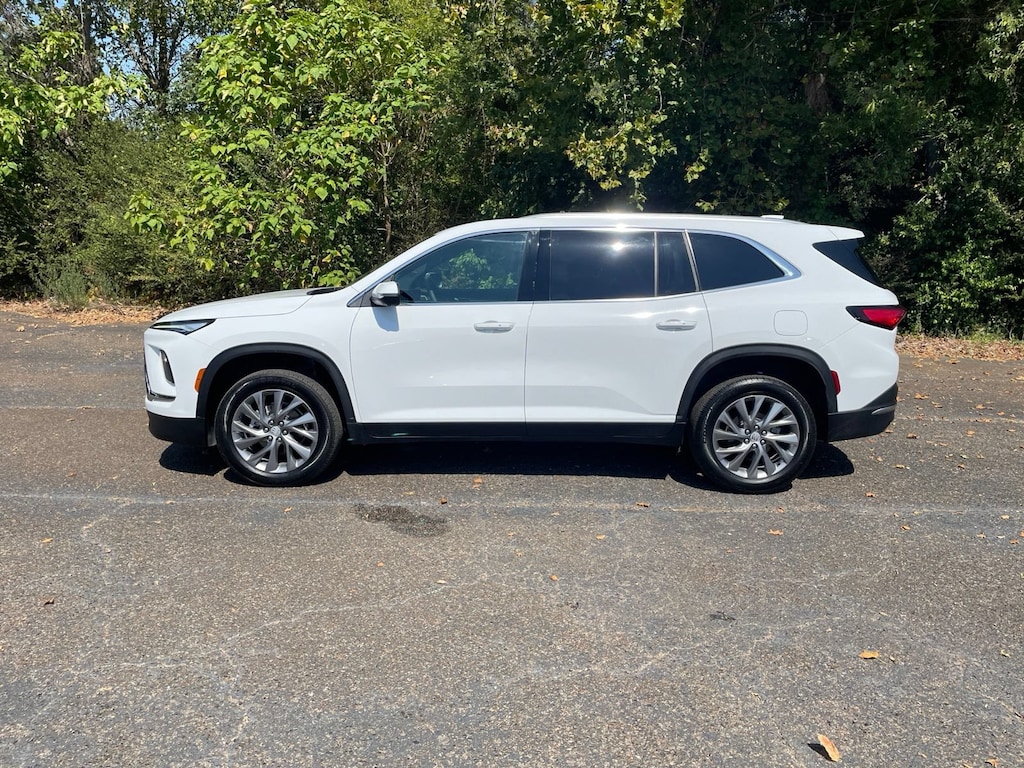 Used 2025 Buick Enclave Preferred SUV