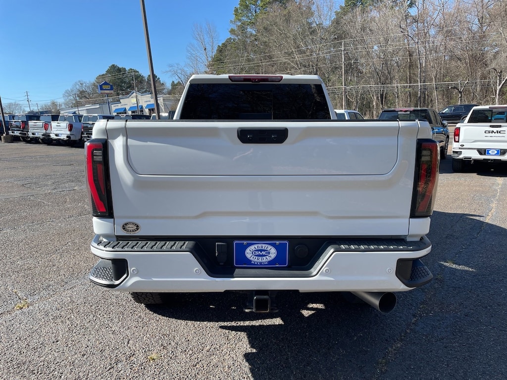 Used 2024 GMC Sierra 2500 HD AT4 Truck Crew Cab